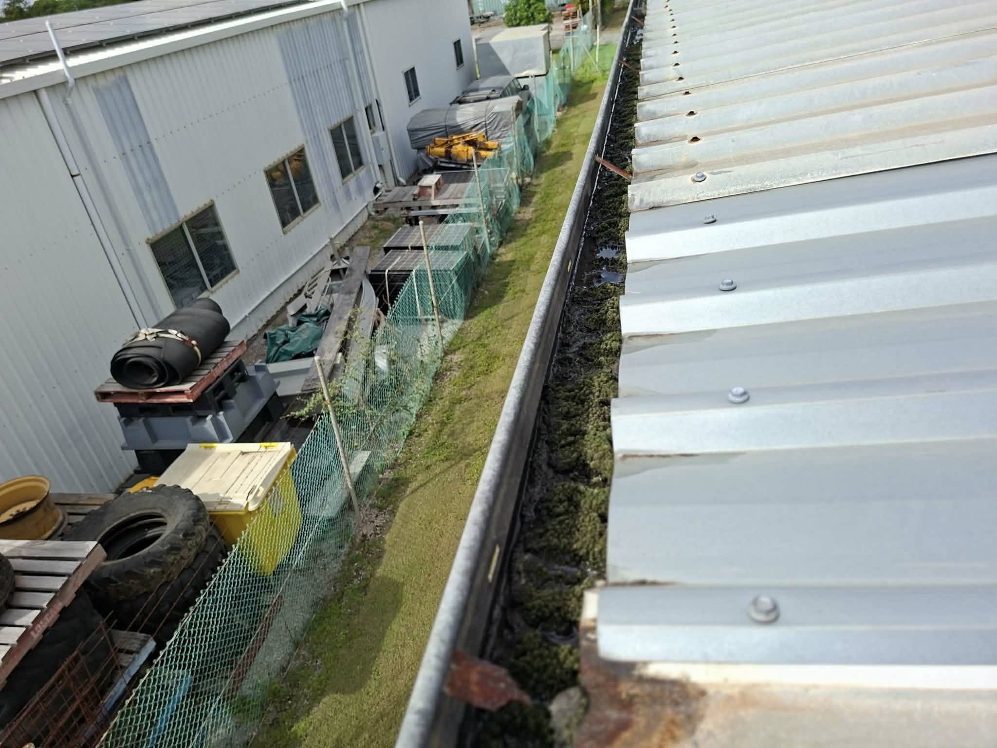 Roof Surface & Gutter Cleaning